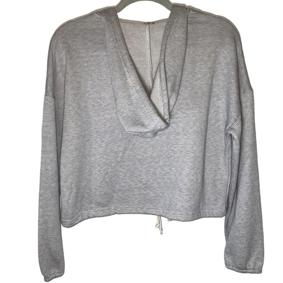 Paper Crane cropped gray and white micro striped popover hoodie Sz M‎ - Picture 4 of 6